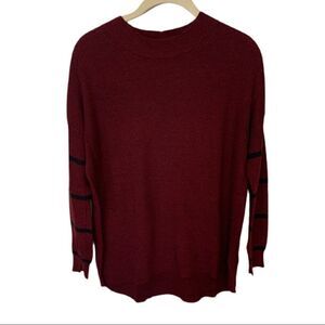American Eagle Sweater size X Small
